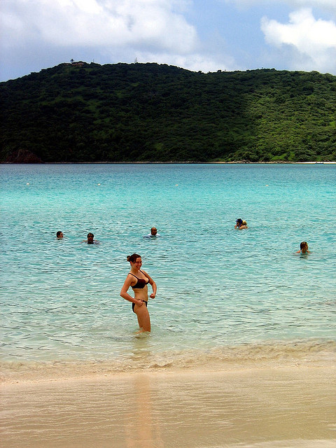  Th&aacute;m hiểm những đảo hấp dẫn nhất biển Caribe